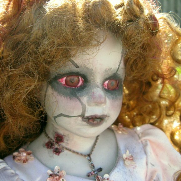 Custom Creepy Bride Doll Hand Painted Porcelain Halloween Art Gothic Horror OOAK - Picture 12 of 12